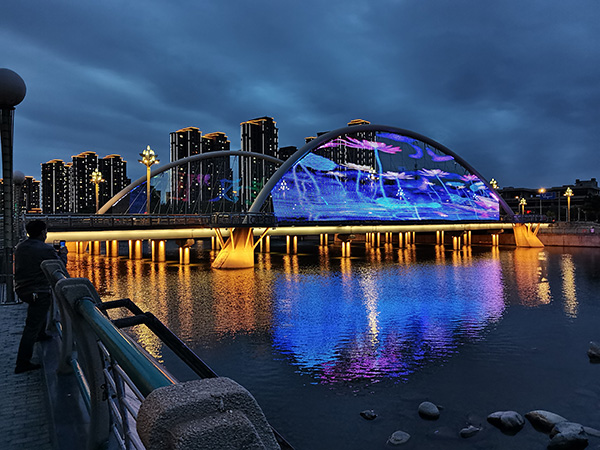 1742970194152440.jpg 固原河道亮化.jpg