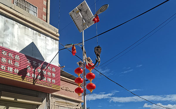 固原智慧路灯如何实现城市节能管理